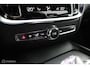 Volvo S60 2.0 B4 R-Design | 19" Velgen | Verwarmbaar stuurwiel en voorstoelen | Camera | Elektrische bestuurdersstoel