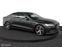 Volvo S60 2.0 B4 R-Design | 19" Velgen | Verwarmbaar stuurwiel en voorstoelen | Camera | Elektrische bestuurdersstoel