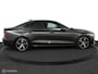Volvo S60 2.0 B4 R-Design | 19" Velgen | Verwarmbaar stuurwiel en voorstoelen | Camera | Elektrische bestuurdersstoel