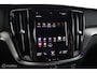 Volvo S60 2.0 B4 R-Design | 19" Velgen | Verwarmbaar stuurwiel en voorstoelen | Camera | Elektrische bestuurdersstoel
