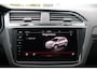 Volkswagen Tiguan 1.4 TSI eHybrid R-Line Business+ DSG ACC/HeadUp/Virtual/Camera/Pano/StoelStuurverwarming/Keyless/PDC/LED/Carplay