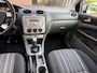 Ford Focus Wagon 1.6 Trend /bj.2009 / kleur: grijs / airco / trekhaak / cruise control / stereo / NAP met 241944 km./ APK 01/2027.