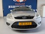Ford Focus Wagon 1.6 Trend /bj.2009 / kleur: grijs / airco / trekhaak / cruise control / stereo / NAP met 241944 km./ APK 01/2027.