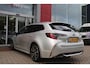 Toyota Corolla Touring Sports 2.0 Hybrid 180PK AUTOMAAT EXECUTIVE JBL | STOEL VERWARMING | DODEHOEK DETECTIE | NAVIGATIE | APPLE CARPLAY/ANDROID AUTO | CLIMATE CONTROL | ADAPTIVE CRUISE CONTROL | FULL LED KOPLAMPEN | KEYLESS ENTRY/START | ALL SEASON BANDEN | 18" LICHTMETALEN VELGEN | DAB+ RADIO | JBL AUDIO SSTEM | ELEKTRISCH BEDIENBARE ACHTERKLEP | ACHTERUITRIJ CAMERA | PARKEERSENSOREN VOOR + ACHTER | DRAADLOZE TELEFOONLADER | HEAD UP DISPLAY |