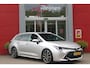 Toyota Corolla Touring Sports 2.0 Hybrid 180PK AUTOMAAT EXECUTIVE JBL | STOEL VERWARMING | DODEHOEK DETECTIE | NAVIGATIE | APPLE CARPLAY/ANDROID AUTO | CLIMATE CONTROL | ADAPTIVE CRUISE CONTROL | FULL LED KOPLAMPEN | KEYLESS ENTRY/START | ALL SEASON BANDEN | 18" LICHTMETALEN VELGEN | DAB+ RADIO | JBL AUDIO SSTEM | ELEKTRISCH BEDIENBARE ACHTERKLEP | ACHTERUITRIJ CAMERA | PARKEERSENSOREN VOOR + ACHTER | DRAADLOZE TELEFOONLADER | HEAD UP DISPLAY |