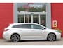 Toyota Corolla Touring Sports 2.0 Hybrid 180PK AUTOMAAT EXECUTIVE JBL | STOEL VERWARMING | DODEHOEK DETECTIE | NAVIGATIE | APPLE CARPLAY/ANDROID AUTO | CLIMATE CONTROL | ADAPTIVE CRUISE CONTROL | FULL LED KOPLAMPEN | KEYLESS ENTRY/START | ALL SEASON BANDEN | 18" LICHTMETALEN VELGEN | DAB+ RADIO | JBL AUDIO SSTEM | ELEKTRISCH BEDIENBARE ACHTERKLEP | ACHTERUITRIJ CAMERA | PARKEERSENSOREN VOOR + ACHTER | DRAADLOZE TELEFOONLADER | HEAD UP DISPLAY |
