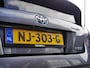 Toyota Prius 1.8 First Edition | Automaat| Head up display | Stoelverwarming | Achteruitrijcamera | Adaptive cruise control | Lichtmetalen velgen | Climate control | Keyless entry en start
