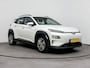Hyundai Kona Electric EV Comfort Smart 64 kWh | SoH 96,8% | Warmtepomp | 3-fasen | Navigatie | Camera | Adaptive cruise |