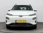 Hyundai Kona Electric EV Comfort Smart 64 kWh | SoH 96,8% | Warmtepomp | 3-fasen | Navigatie | Camera | Adaptive cruise |