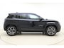 Jeep Avenger Summit 54 kWh | Navigatie | DEMO | 8 jaar speciale garantie | Electrische achterklep | Camera | Stoel- en stuurverwarming | Climate control