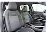 Jeep Avenger Summit 54 kWh | Navigatie | DEMO | 8 jaar speciale garantie | Electrische achterklep | Camera | Stoel- en stuurverwarming | Climate control