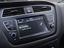 Hyundai i20 1.2i Premium! Camera! Carplay! Nwstaat! Carpass!! VAN/VOOR Weken!