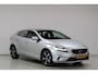 Volvo V40 2.0 T3 R-Design | Camera | Stoelverwarming | Dealer Onderhouden