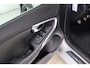Volvo V40 2.0 T3 R-Design | Camera | Stoelverwarming | Dealer Onderhouden