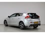 Volvo V40 2.0 T3 R-Design | Camera | Stoelverwarming | Dealer Onderhouden