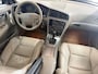 Volvo V70 2.5T Momentum AUTOMAAT / LEER
