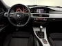 BMW 3-Serie Touring 318i Corporate Lease M Sport Edition Schuifdak, Clima, Parkeersensoren, Navi, Harman/Kardon, Half stof/alcantara, Cruise control, Lichtmetalen velgen