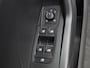 Volkswagen T-Cross 1.0 TSi 110 Pk Automaat R-Line | Stoelverwarming | Camera | Adaptive Cruise | Navigatie | Climatronic | CarPlay | 17 inch | 94.155 Km !!