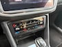 Volkswagen Tiguan Elegance 1.4 TSI eHybrid 245 pk - Panoramadak - Trekhaak - IQ Light