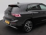 Volkswagen Golf 1.5 eHybrid 204 Pk Automaat Style Edition | Stoel/ Stuur Verwarming | Camera | Trekhaak | Full LED | Navigatie | Carplay | 18 Inch | 27.493 Km !!