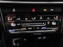 Volkswagen T-Roc 1.5 TSi R-Line Business+ 150 Pk Automaat | Stoel/Stuur verwarming | Adaptive Cruise | Navigatie | CarPlay | Camera | 18 Inch | 13.144Km !!