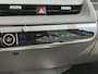 Hyundai Ioniq 5 Lounge 77.4 kWh / Relax Pakket / SOH 99% / Dealer Onderhouden / Fabrieksgarantie tot 11-04-2029 / CCS Snel Laden / Lederen Bekleding / Stoelventilatie / Elektr. Voorstoelen / Elektrische Achterklep / Stuur-, Stoel- & Achterbankverwarming / Achteruitrijamera / Navi / Apple Carplay & Android Auto / 19" LM wielen /