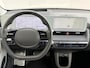 Hyundai Ioniq 5 Lounge 77.4 kWh / Relax Pakket / SOH 99% / Dealer Onderhouden / Fabrieksgarantie tot 11-04-2029 / CCS Snel Laden / Lederen Bekleding / Stoelventilatie / Elektr. Voorstoelen / Elektrische Achterklep / Stuur-, Stoel- & Achterbankverwarming / Achteruitrijamera / Navi / Apple Carplay & Android Auto / 19" LM wielen /