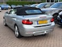 BMW 2-Serie Cabrio 220i Luxury / Trekhaak / Half Leder / Navigatie / Parkeerhulp achter / 17'' / Stoelverwarming / Windscherm / Cruise Control