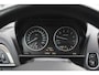 BMW 2-Serie Cabrio 220i Luxury / Trekhaak / Half Leder / Navigatie / Parkeerhulp achter / 17'' / Stoelverwarming / Windscherm / Cruise Control