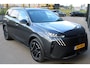 Peugeot 5008 1.6 Plug-in Hybrid 195 GT | Automaat | Luxe stoelen | Massage | Trekhaak | All season | NL auto | Navigatie | Camera |