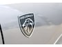 Peugeot 5008 1.6 Plug-in Hybrid 195 GT | Automaat | Luxe stoelen | Massage | Trekhaak | All season | NL auto | Navigatie | Camera |