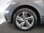 Volkswagen Tiguan 1.4 TSI eHybrid R-Line Business 245 pk Automaat (DSG) | Navigatie | Parkeersensoren (Park assist) | Achteruitrijcamera | Autom. airco (3 zones) | Adaptieve cruise control | R-Line |
