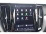 Volvo XC60 T6 Recharge AWD Plus Dark | Stoelverwarming | Trekhaak | Parkeercamera | Panoramadak | Longe Range | Pilot Assist | BLIS | Leder | Glossy Black | Keyless