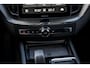Volvo XC60 2.0 T6 Plug-in hybrid AWD Essential | Gratis Trekhaak | Adaptieve Cruise Control | Park assist | Getint Glas | Leder | Driver assist | Stoel- /  stuurwielverwarming | All Season banden |