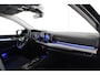Volkswagen Golf 1.5 eTSI Life > Camera/ACC/Stoelverwarming/Sfeerverlichting....