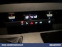 Mercedes-Benz Sprinter 317 CDI 170pk L2H2 Euro6 Airco | Camera | Apple Carplay | Cruisecontrol Android Auto, Stoelverwarming, Chauffeursstoel, Parkeersensoren, Bijrijdersbank