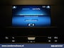 Mercedes-Benz Sprinter 317 CDI 170pk L2H2 Euro6 Airco | Camera | Apple Carplay | Cruisecontrol Android Auto, Stoelverwarming, Chauffeursstoel, Parkeersensoren, Bijrijdersbank