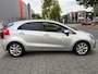 Kia Rio 1.2 CVVT ComfortPlusLine Navigator|Cruise contr|Stoelverw|Stuurver|Airco