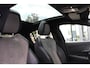 Peugeot 208 1.2 PureTech GT Pack | Navigatie | Camera | Panoramadak | Stoelverwarming | Black Pack | Alcantara | NL auto |