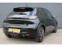 Peugeot 208 1.2 PureTech GT Pack | Navigatie | Camera | Panoramadak | Stoelverwarming | Black Pack | Alcantara | NL auto |