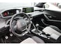 Peugeot 208 1.2 PureTech GT Pack | Navigatie | Camera | Panoramadak | Stoelverwarming | Black Pack | Alcantara | NL auto |