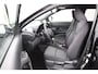 Toyota Yaris Cross 1.5 Hybrid 130 First Edition | NIEUWE YARIS CROSS | Dodehoek Detectie | Stoel en Stuurverwarming | Keyless Entry | Parkeersensoren Rondom | Navigatie |
