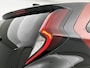 Toyota Aygo X 1.0 VVT-i S-CVT Pulse + | BTW Voertuig | Parkeersensoren voor+achter | Keyless Entry/Start | Climate Control | Cruise Control Adaptive | achteruitrijcamera | Apple CarPlay/Android Auto |
