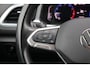 Volkswagen T-Roc 1.0 TSI 110pk Life | Achteruitrijcamera | Cruise Control adaptief | Navigatie | App Connect |
