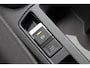 Volkswagen T-Roc 1.0 TSI 110pk Life | Achteruitrijcamera | Cruise Control adaptief | Navigatie | App Connect |