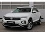 Volkswagen T-Roc 1.0 TSI 110pk Life | Achteruitrijcamera | Cruise Control adaptief | Navigatie | App Connect |