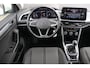 Volkswagen T-Roc 1.0 TSI 110pk Life | Achteruitrijcamera | Cruise Control adaptief | Navigatie | App Connect |