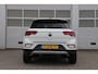 Volkswagen T-Roc 1.0 TSI 110pk Life | Achteruitrijcamera | Cruise Control adaptief | Navigatie | App Connect |
