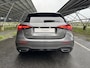 Mercedes-Benz A-klasse 180 Business Solution AMG | Night | Panoramaschuifdak | Achteruitrijcamera | Sfeerverlichting| MULTIBEAM LED | 19 inch AMG-velgen |