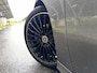 Mercedes-Benz A-klasse 180 Business Solution AMG | Night | Panoramaschuifdak | Achteruitrijcamera | Sfeerverlichting| MULTIBEAM LED | 19 inch AMG-velgen |